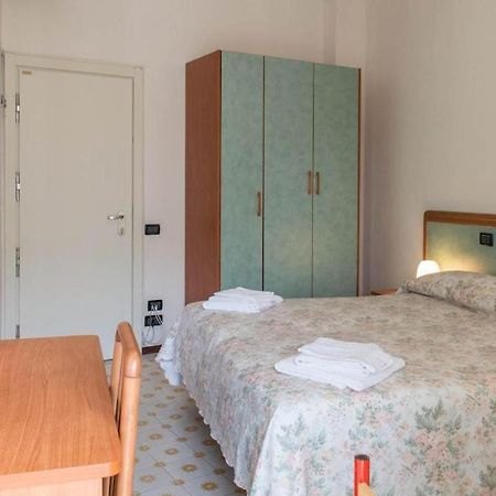 Hotel Levante Sul Mare Лидо ди Савио Екстериор снимка