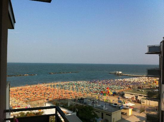 Hotel Levante Sul Mare Лидо ди Савио Екстериор снимка