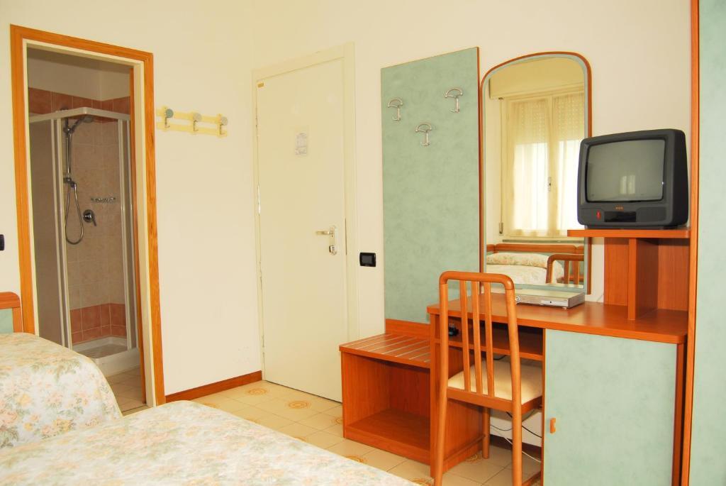 Hotel Levante Sul Mare Лидо ди Савио Екстериор снимка